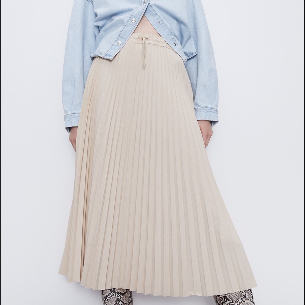 zara PLEATED HIGH WAISTED SKIRT Water-repellent BN - Picture 5 of 11